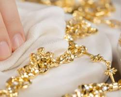 كيفية فحص عيار الذهب بنفسك (اختبارات بسيطة في المنزل).