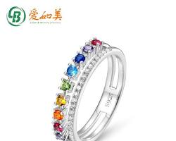 المرصعات الملونة (Gemstone Pave): كيف تضفين لمسة من الألوان الزاهية لمجوهراتك اليومية؟