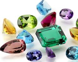 أرواح الأحجار": كيف تختارين حجراً كريماً يعكس طاقتك وشخصيتك في 2026؟