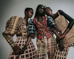 "الذهب المنسوج رقمياً": تعرفي على تريند 2026 في دمج خيوط الذهب مع الألياف الذكية في الملابس الراقية.